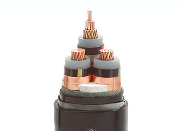 6/10のkV 3の中心の中型の電圧送電線はコンダクターXLPEの絶縁材ケーブルを銅張りにします（装甲）